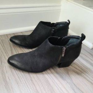Franco Sarto Woman's Bootie  Black 9.5 Medium